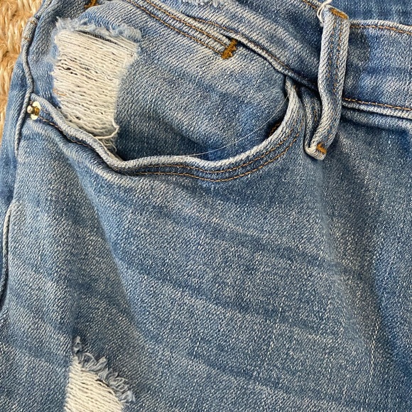 FRAME Le High Ripped Straight Leg Jeans - Picture 10 of 11